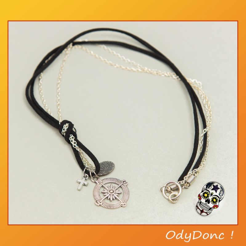 Collier Boussole Rock Ethnique – Un Bijou Suédine et Chaîne au Style Dandy Rock