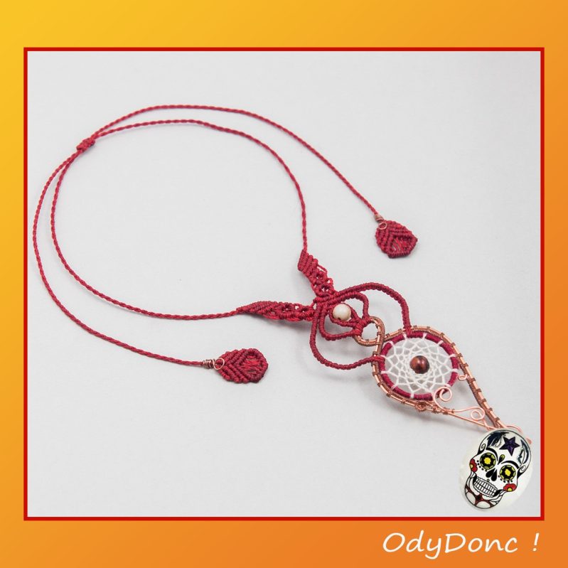 Collier Macramé Œil de Taureau Pendentif Feuille Attrape Rêves Artisanal