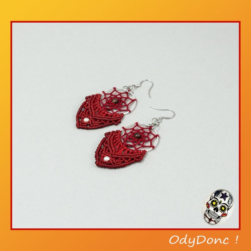 Boucles d’Oreilles Macramé Œil de Taureau Pendentif Attrape Rêves Artisanal
